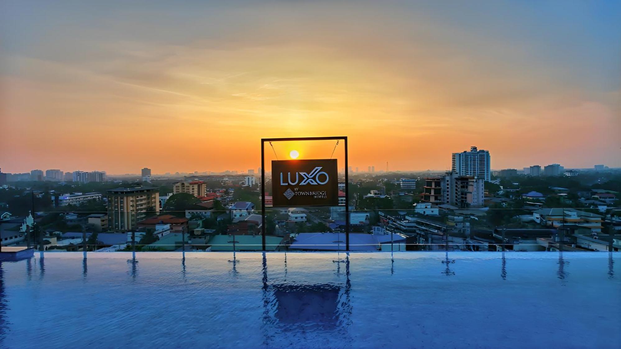 Luxo Kochi Otel Dış mekan fotoğraf