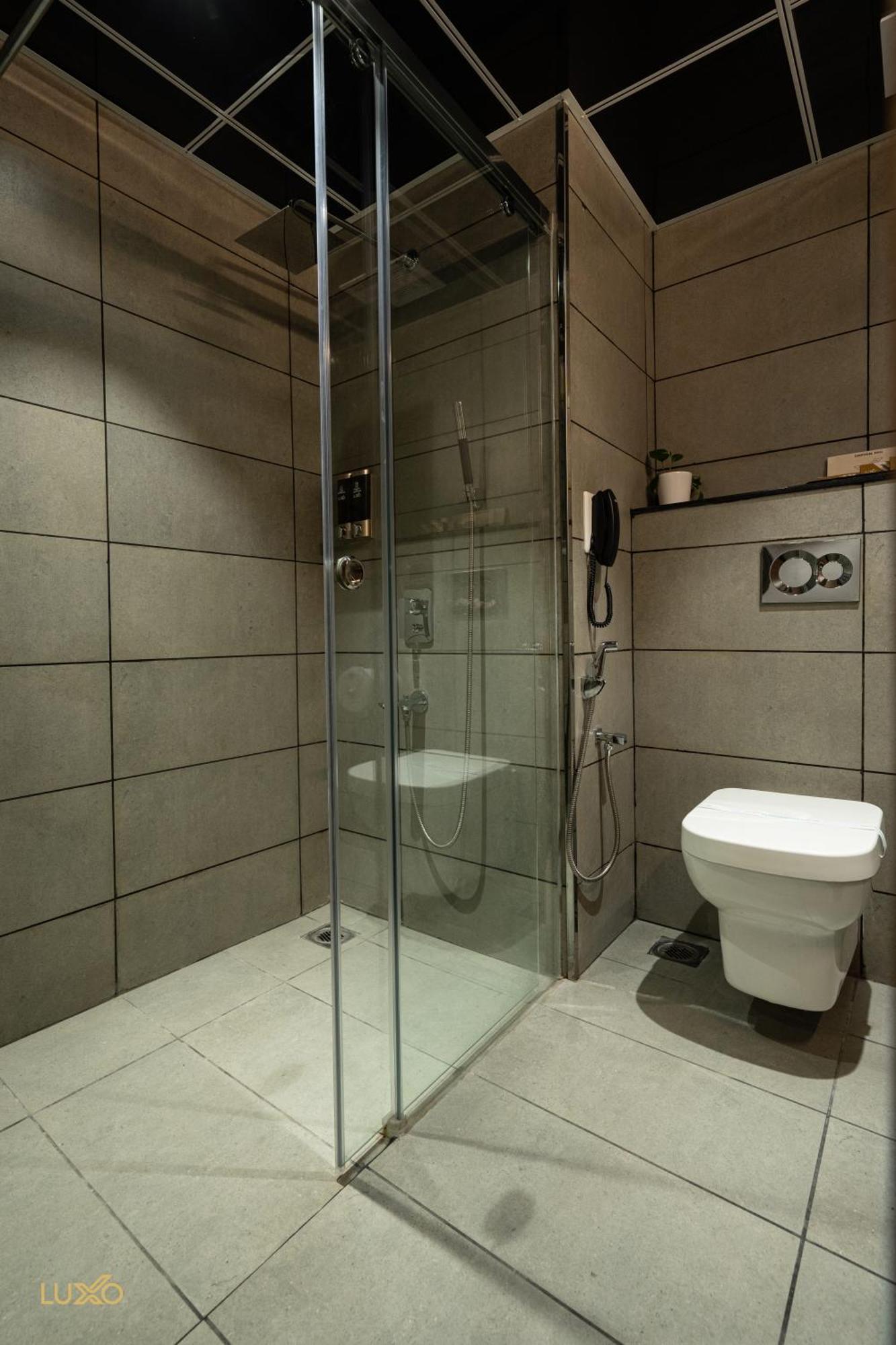 Luxo Kochi Otel Dış mekan fotoğraf