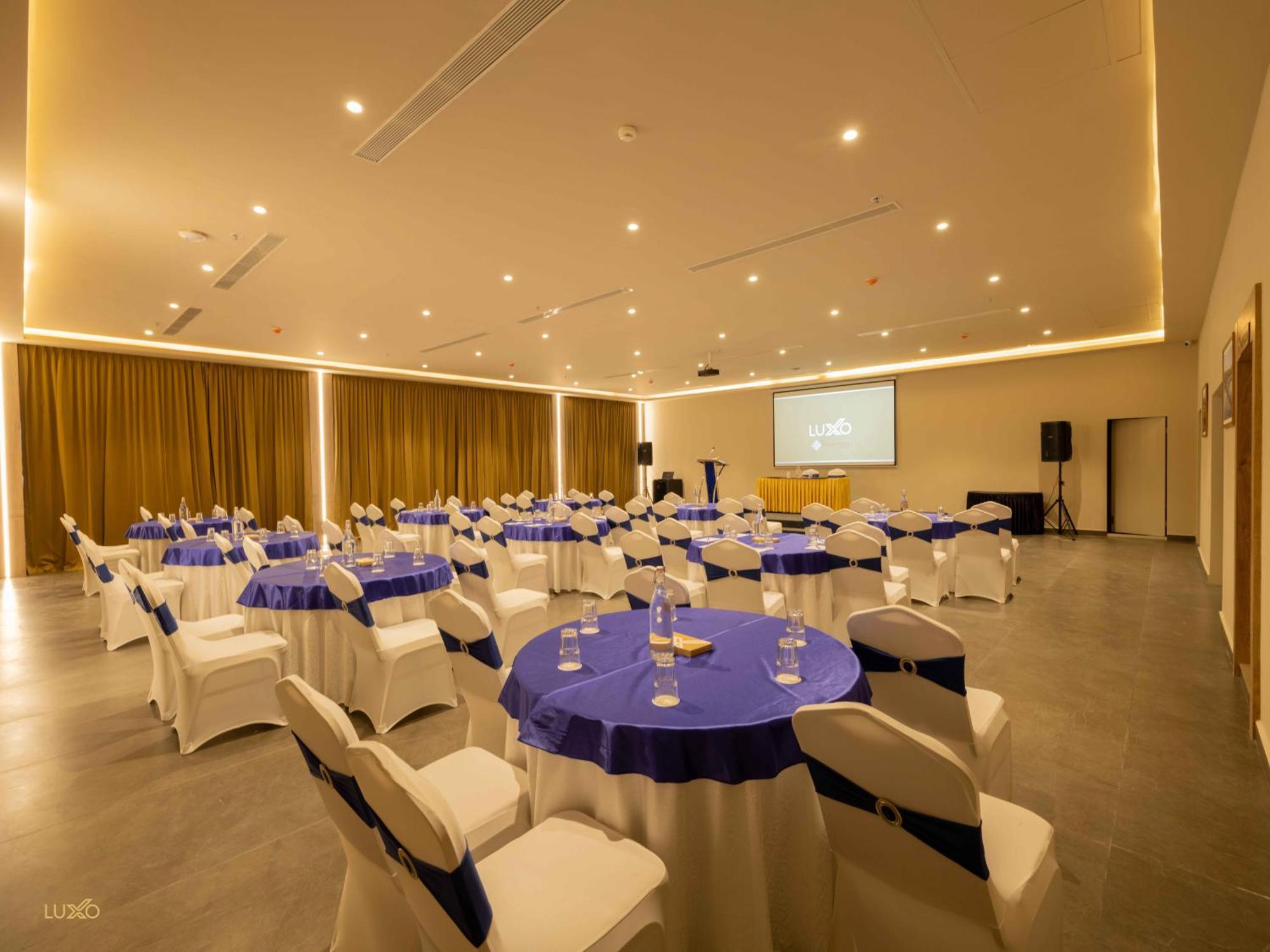 Luxo Kochi Otel Dış mekan fotoğraf