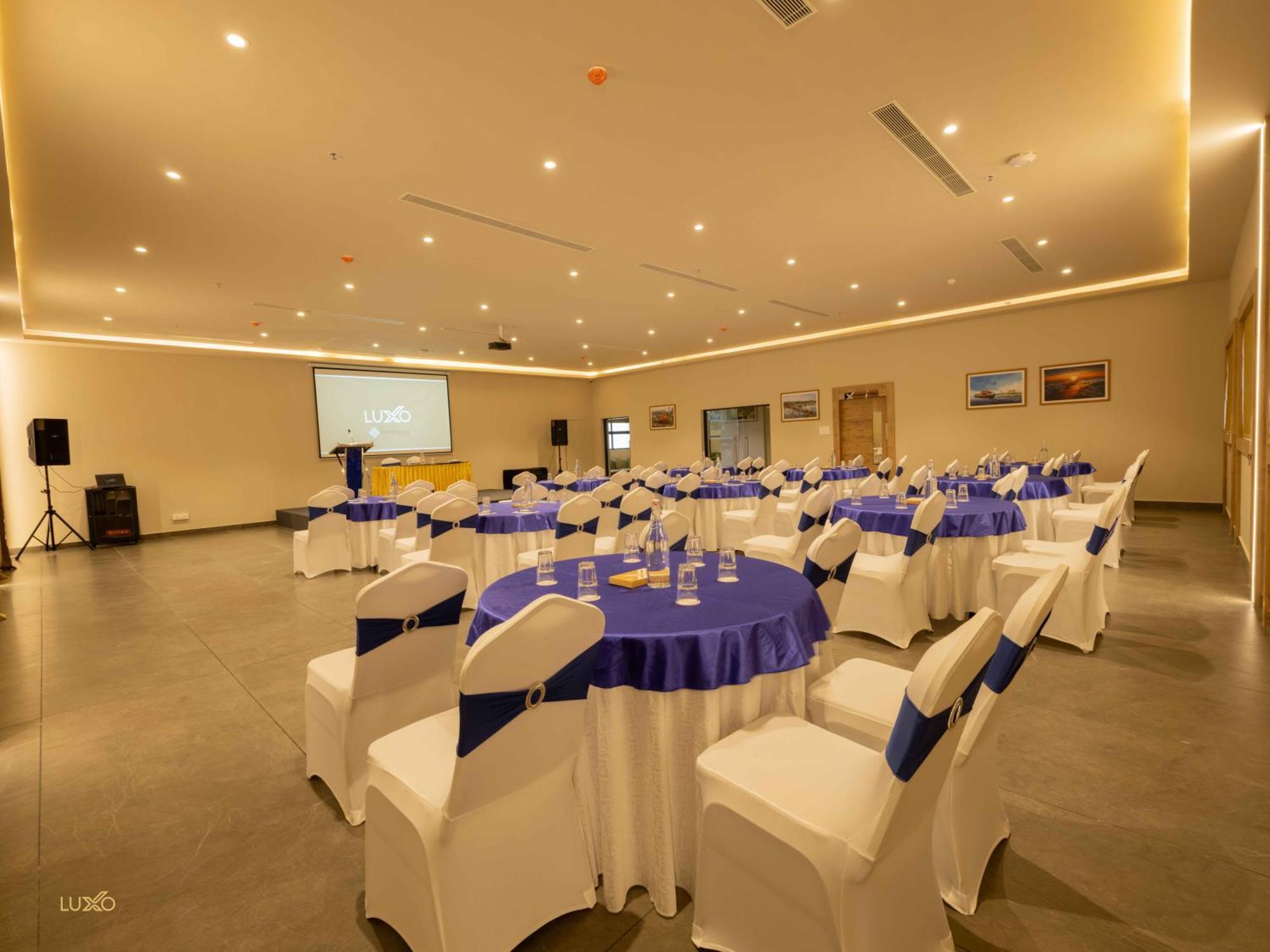 Luxo Kochi Otel Dış mekan fotoğraf