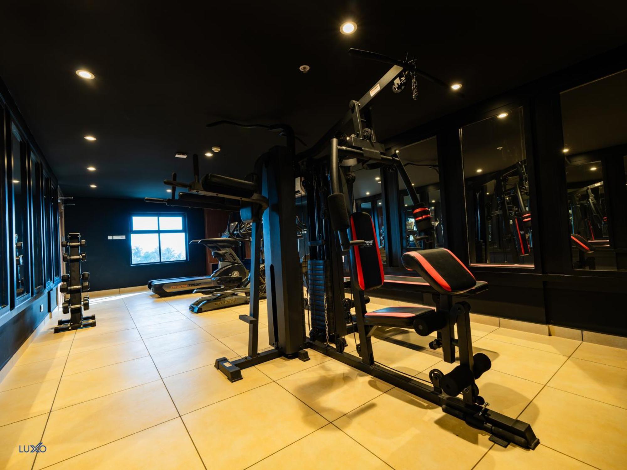 Luxo Kochi Otel Dış mekan fotoğraf
