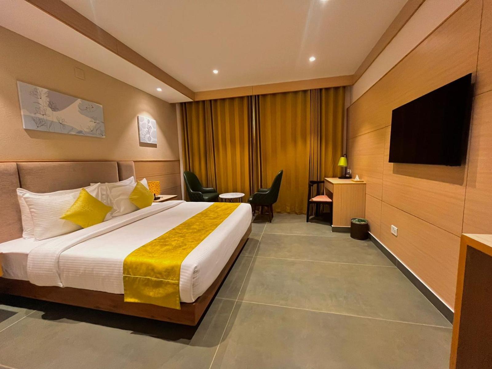 Luxo Kochi Otel Dış mekan fotoğraf